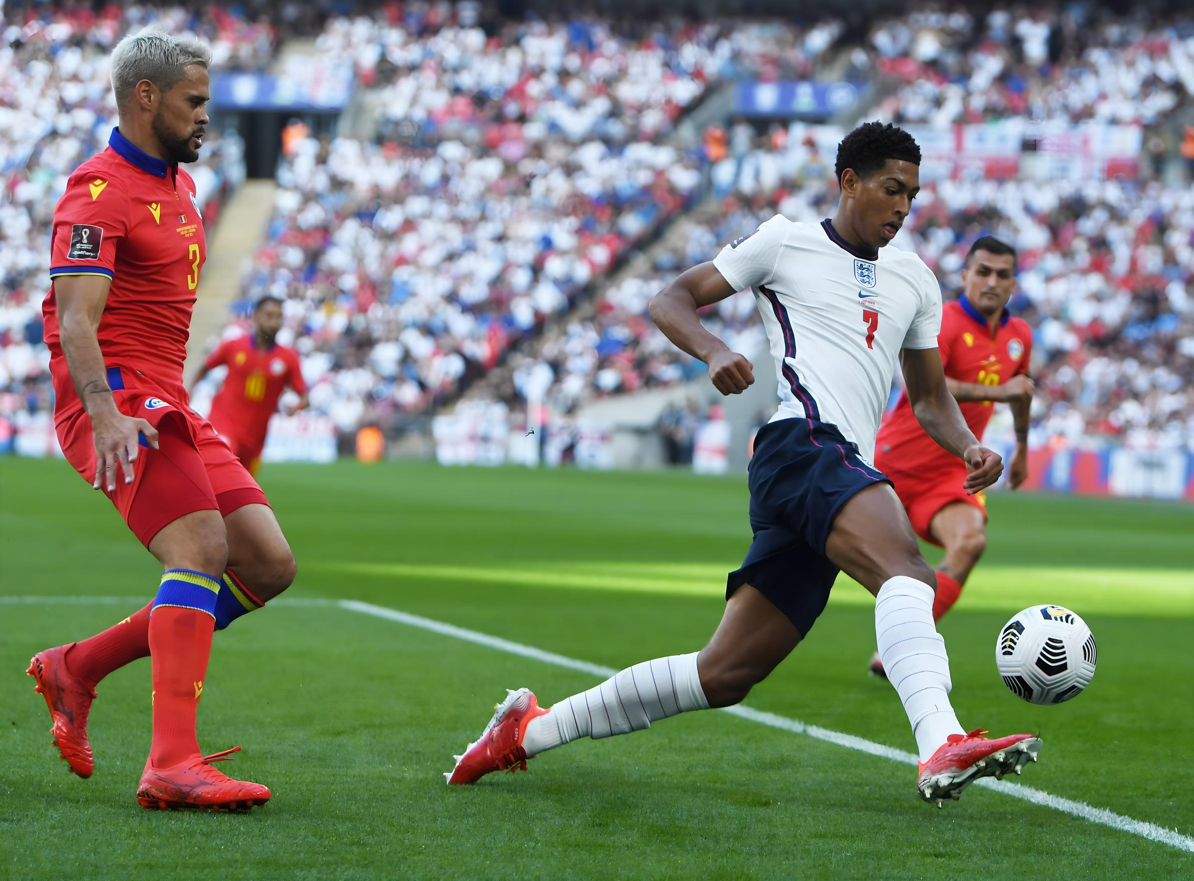 米罗也表现 米罗也表现